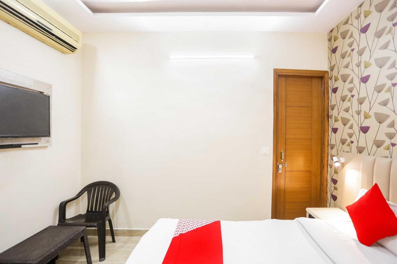 Hotel O Hotel Paradise Indraprast Экстерьер фото