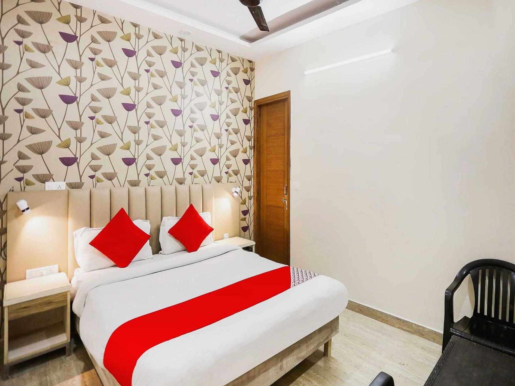 Hotel O Hotel Paradise Indraprast Экстерьер фото